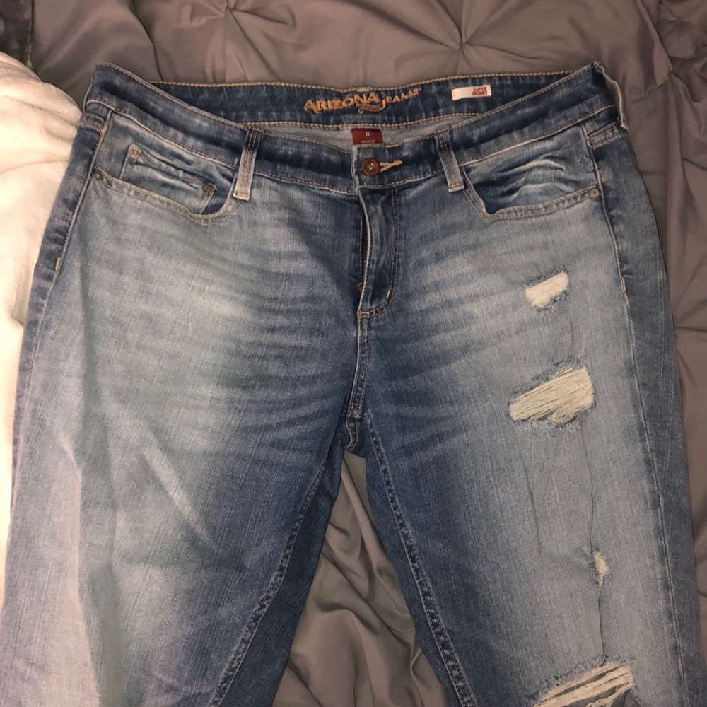 Light/medium wash jeans